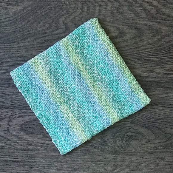 Hand Knit Hot Pad - Picture 2 of 4